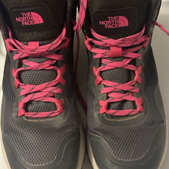 North face size 9.5 hiking boots - Picture 5 of 7